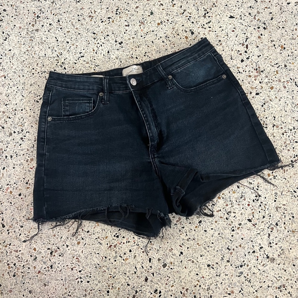 universal thread black denim high rise midi shorts size 14